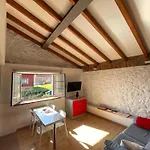Bahia De 2 Apartment *